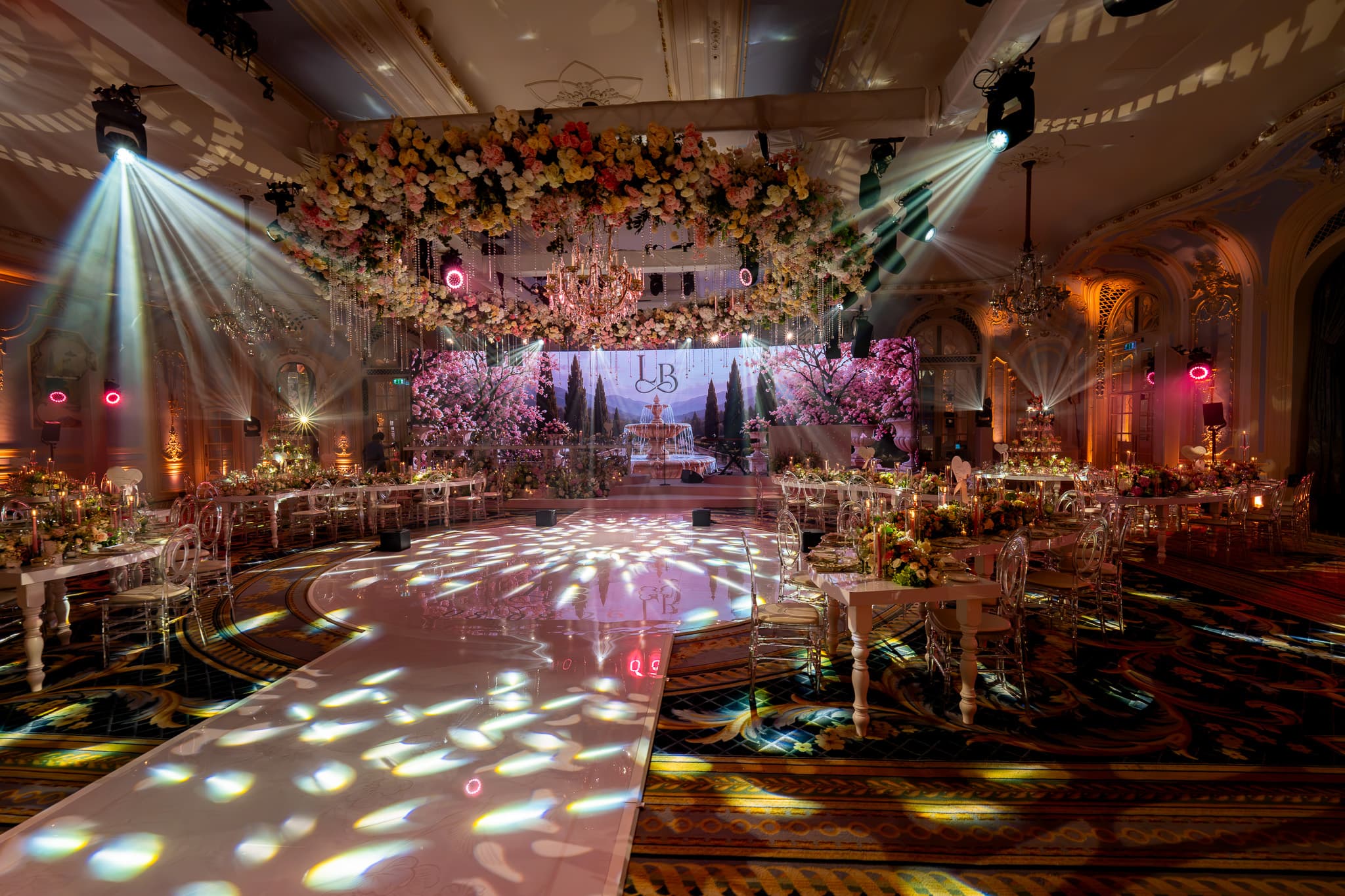 The Savoy, A dancefloor cut to its own shape